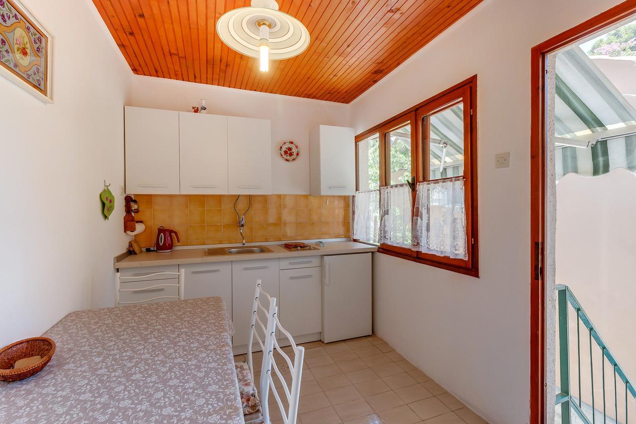 וולי לוסיניי Apartments Ivna מראה חיצוני תמונה