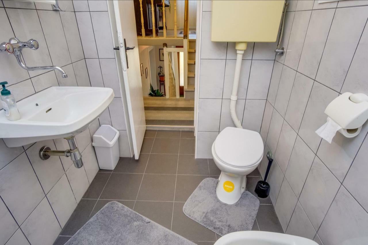 וולי לוסיניי Apartments Ivna מראה חיצוני תמונה